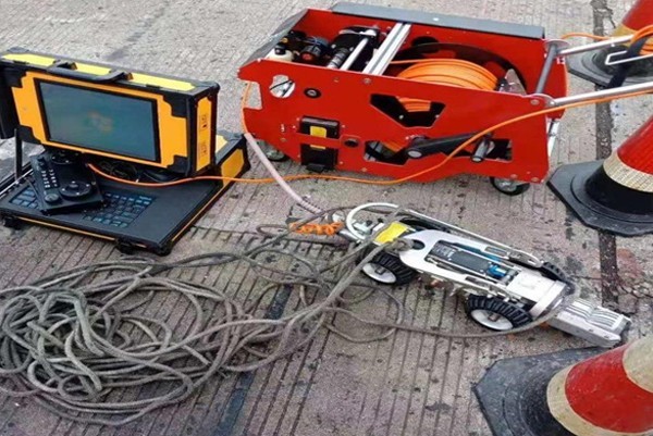 金凤CCTV管道检测机器人